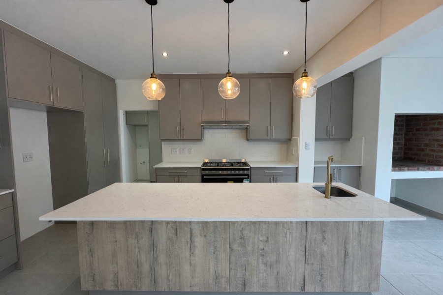 4 Bedroom Property for Sale in Sandown Western Cape